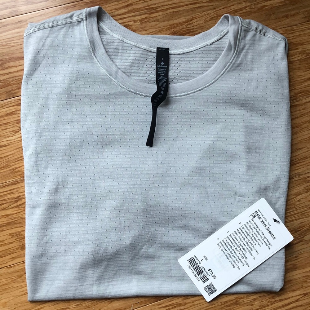 Lululemon Metal Vent Breath